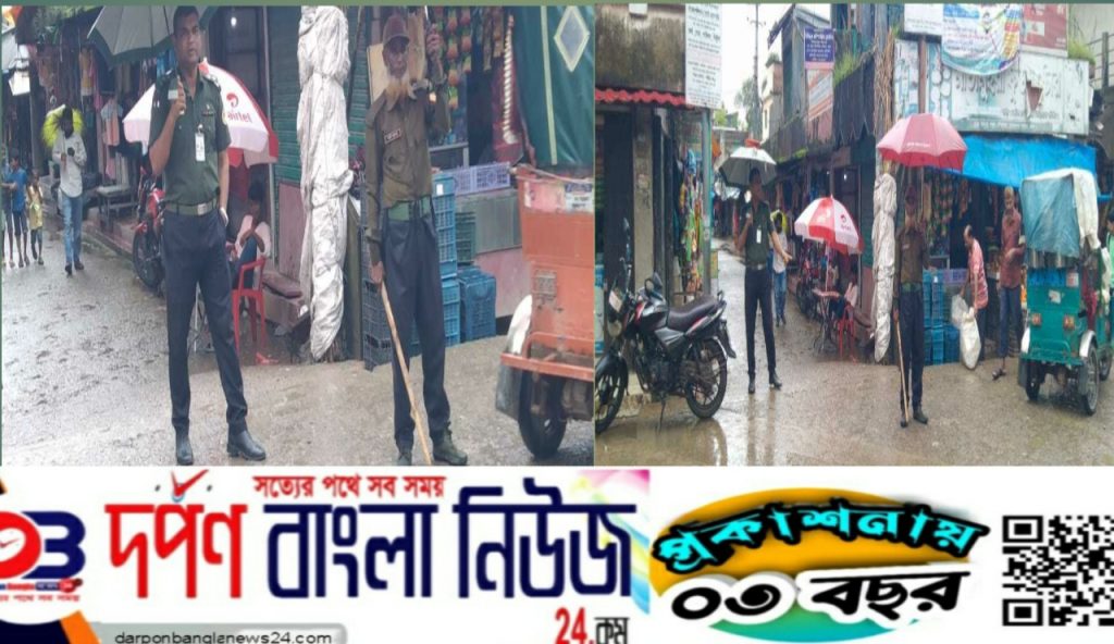লামায় আনসার ও ভিডিপির প্রশিক্ষক মোহাম্মদ হিরু এর নেতৃত্বে ট্রাফিকের দায়িত্ব পালন করছে আনসার ও ভিডিপি।