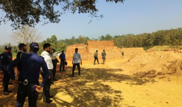 বান্দরবানে থানচি উপজেলায় সাংগু ব্রিক্সফিল্ড (এসবিএম) ইটভাটা কে ৩ লক্ষ টাকা জরিমানা এবং ৫৫০ ঘনফুট কাঠ জব্দ করেছে ভ্রাম্যমাণ আদালত।