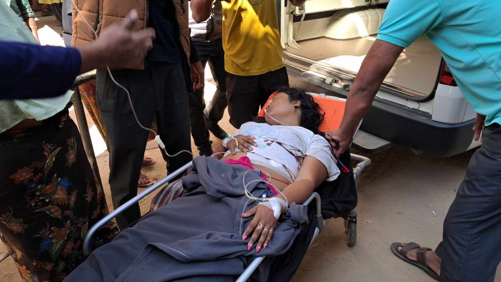 বান্দরবানে দুর্বৃত্তের গুলিতে এক নারী গুরতর আহত