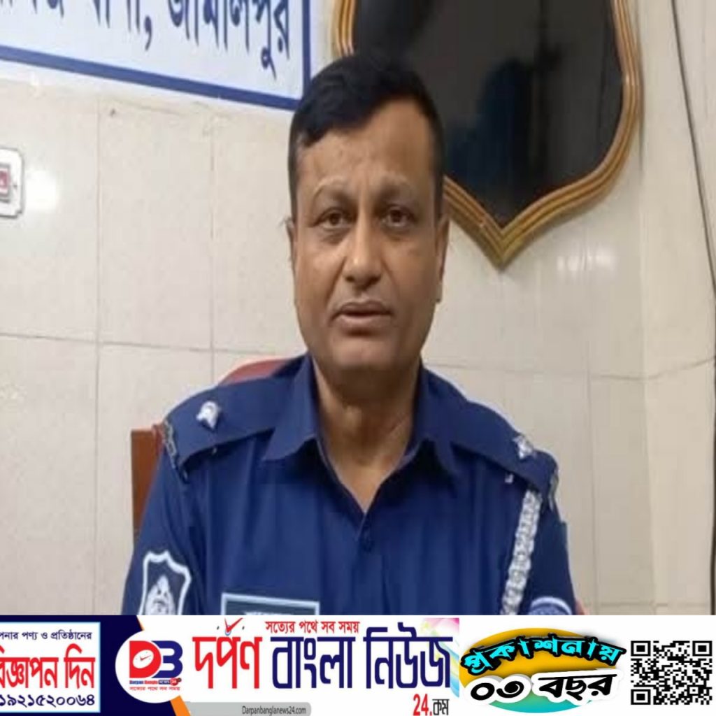 প্রকাশিত মিথ্যা সংবাদের প্রতিবাদে বকশীগঞ্জ থানার ওসির প্রেস ব্রিফিং