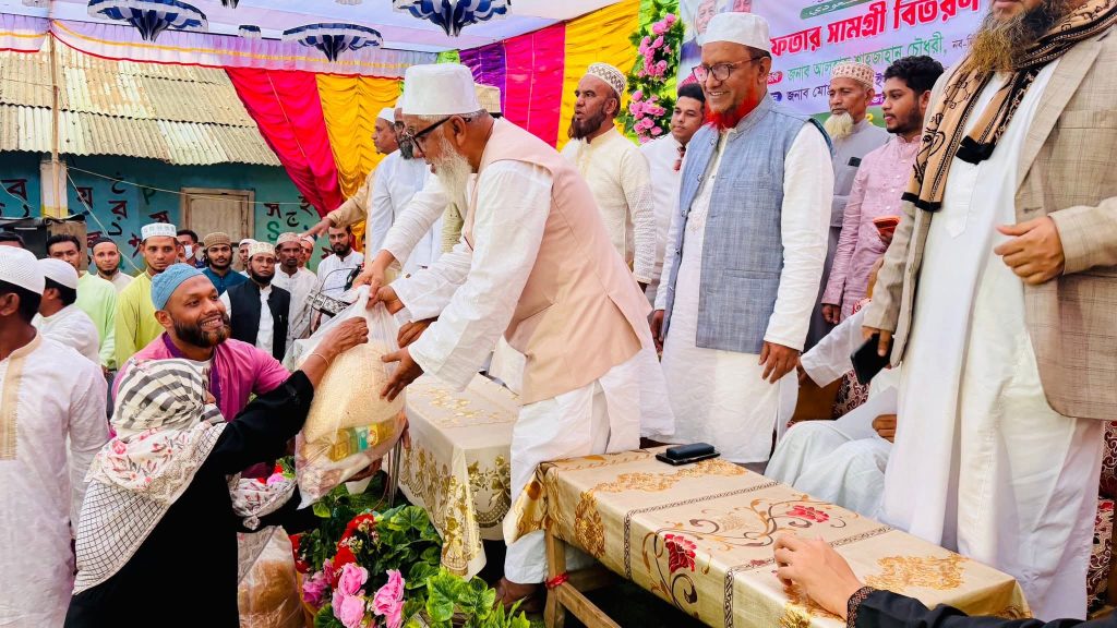 অসহায়, এতিম ও সুবিধা বঞ্চিত পরিবারের মাঝে হাঁসি ফুটাল প্রবাসী পারভেজ