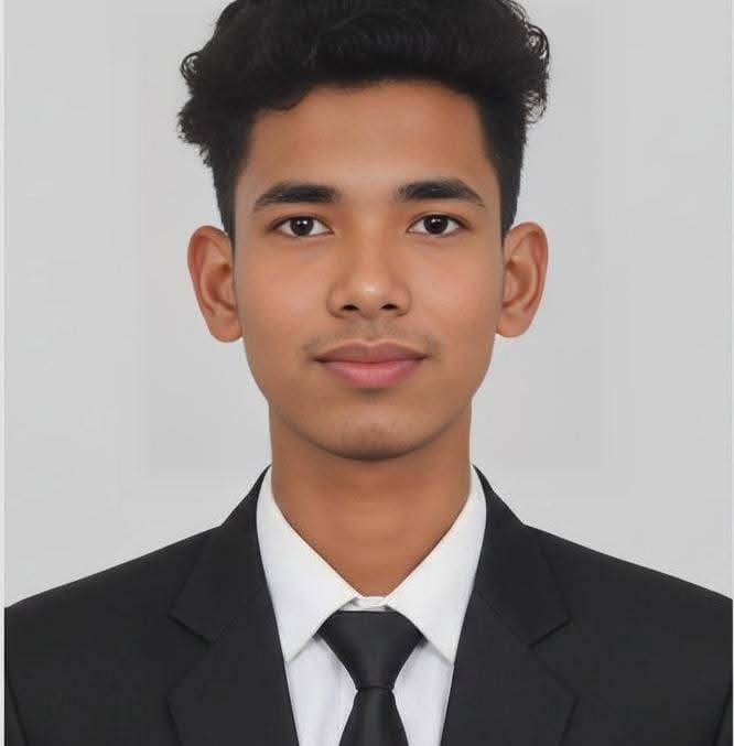 দোকানে ঢুকল তেলবাহী লরি:নোয়াখালীতে বাবার মৃত্যুর ছয়দিন পর ছেলের মৃত্যু