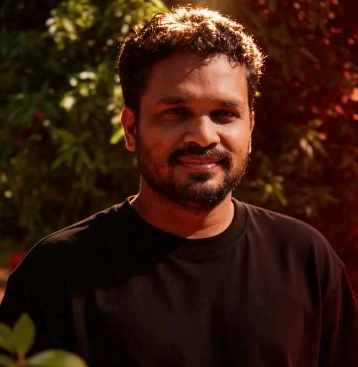 পবিত্র ঈদুল ফিতরের শুভেচ্ছা জানিয়েছেন,তৌহিদুল ইসলাম রিয়াদ।